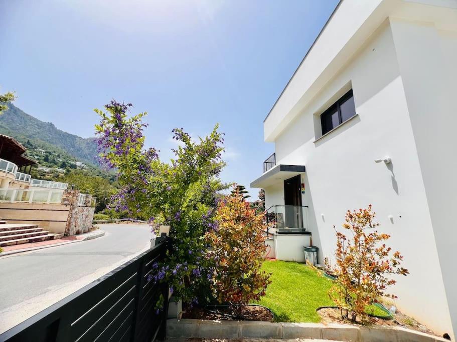 Karmi'De Rueya Gibi Tatil Villa Girne Buitenkant foto